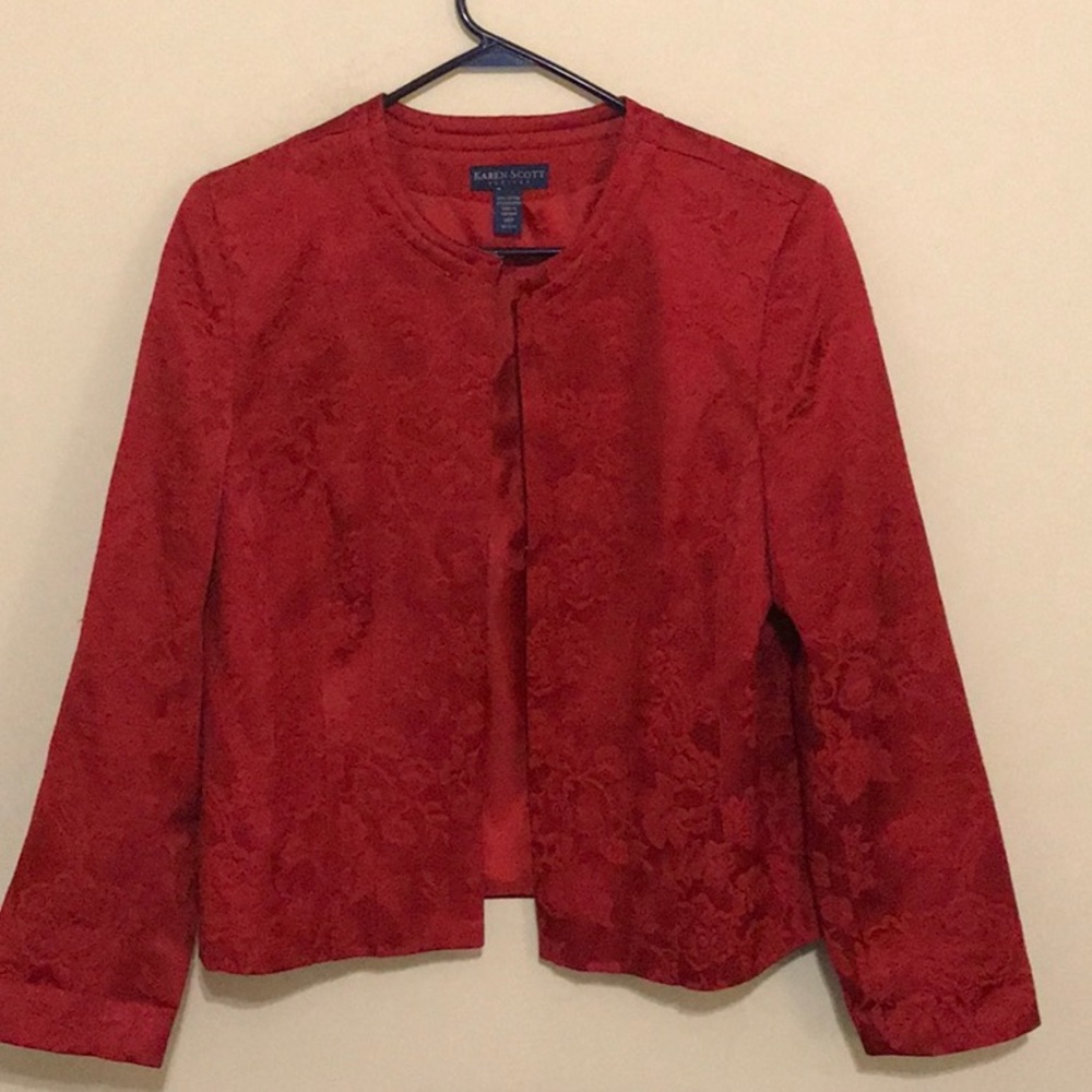Beautiful red jacquard floral pattern jacket. 14P